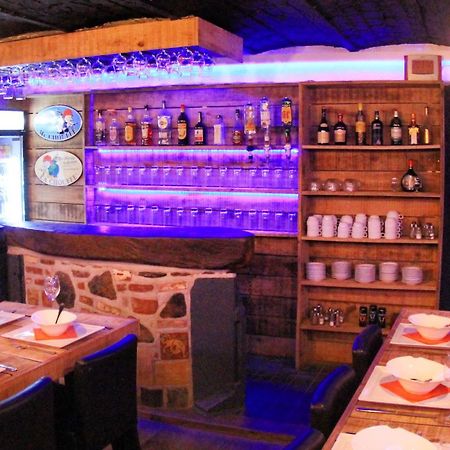 B&B Music City Wibrin Kültér fotó