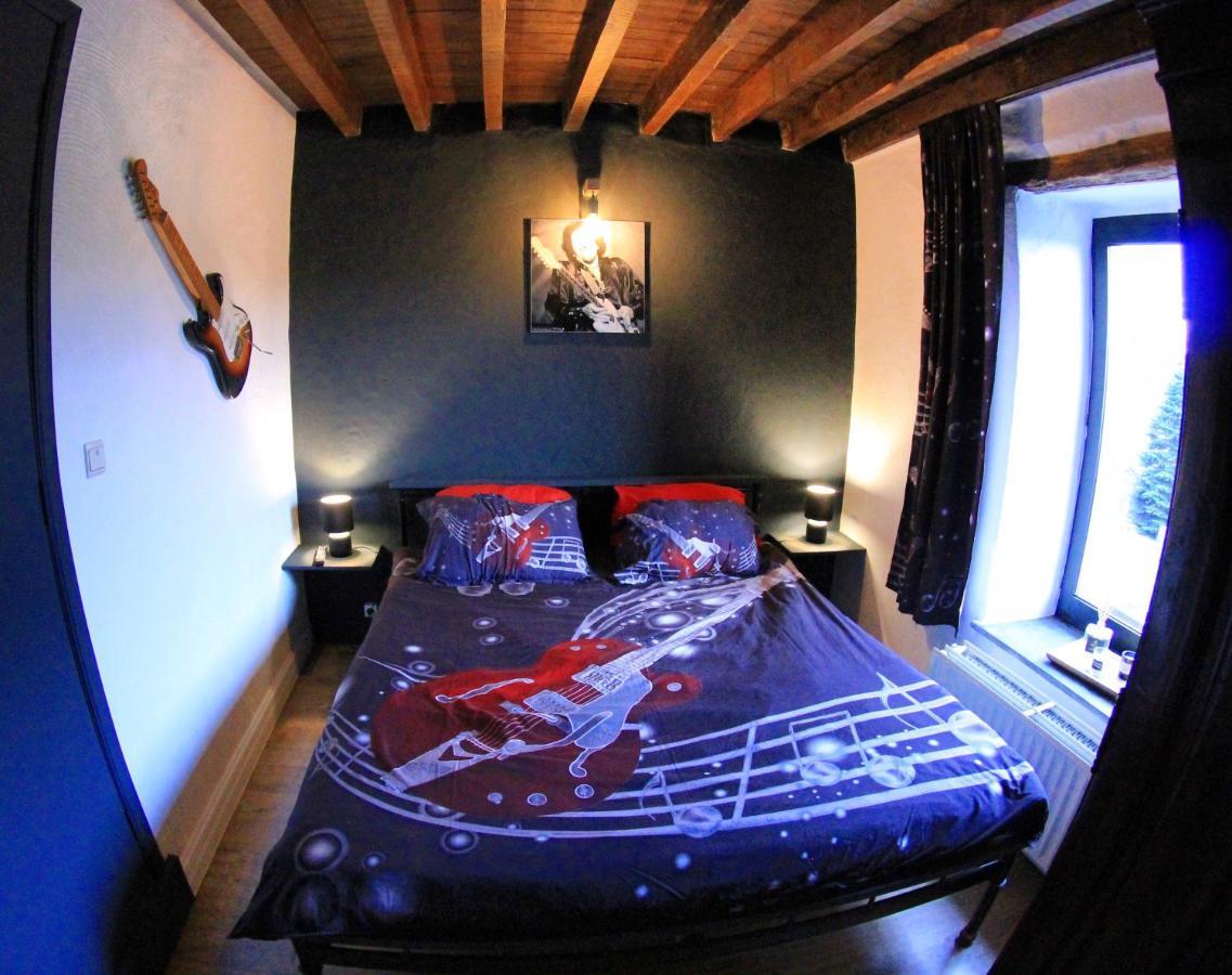 B&B Music City Wibrin Kültér fotó