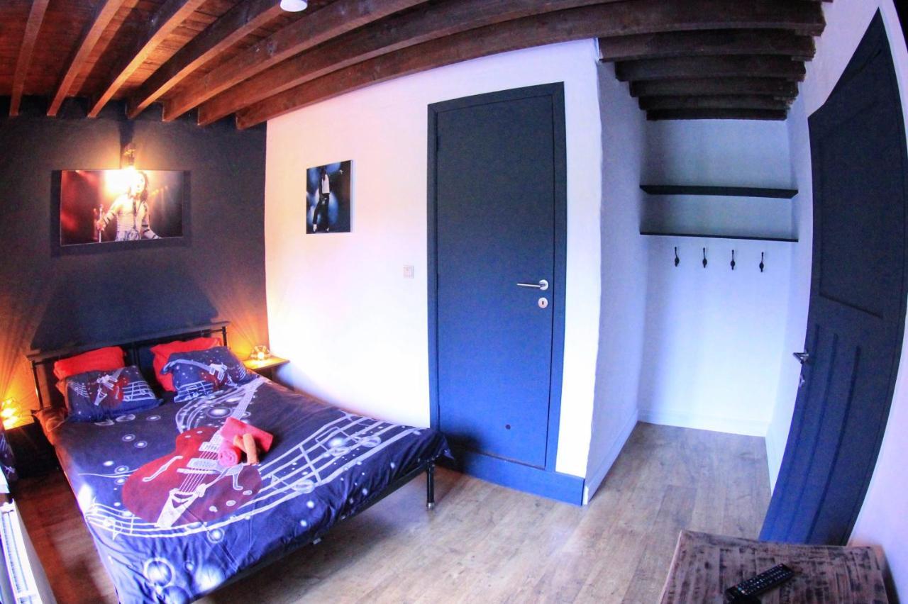 B&B Music City Wibrin Kültér fotó