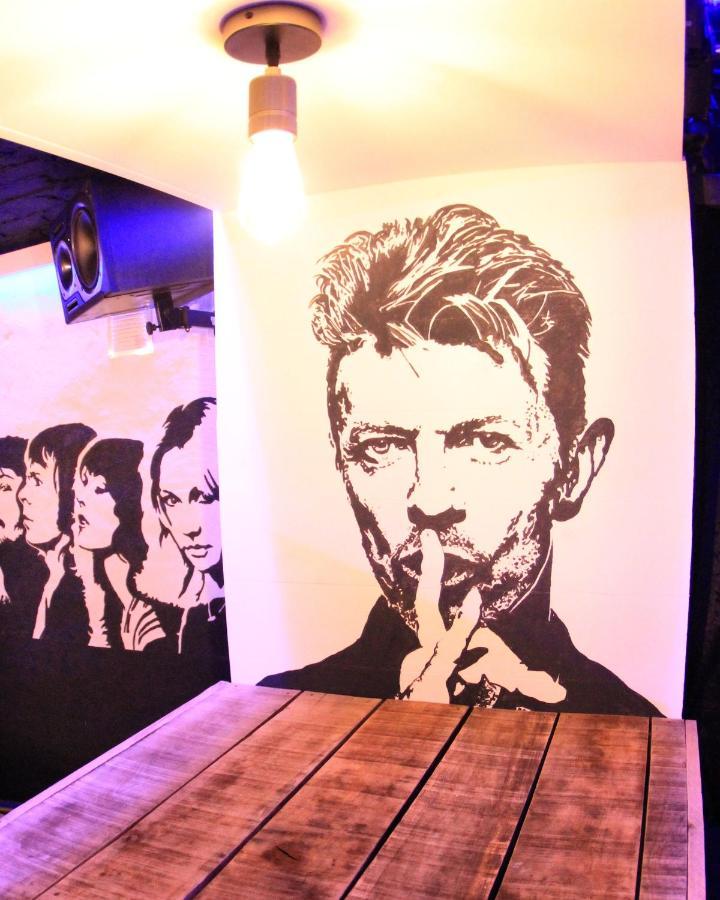 B&B Music City Wibrin Kültér fotó